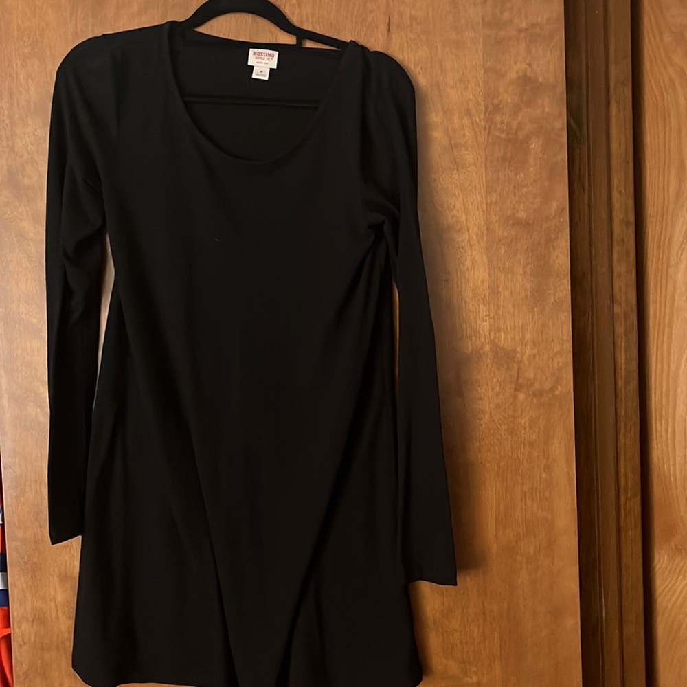 Flowy Black dress